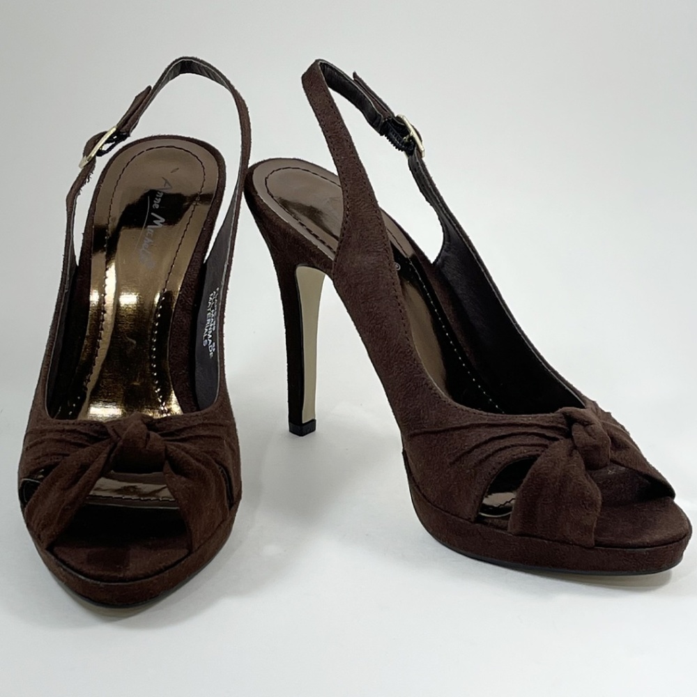 NWOB Anne Michelle Brown Flare 88 Peep Toe Heels Size 8.5